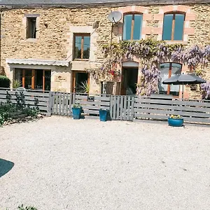 Bed & Breakfast Maison De A Brambuan