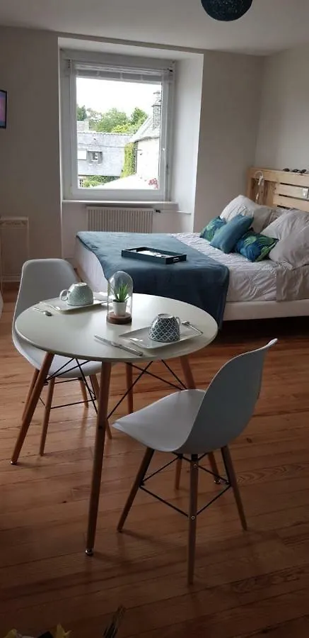 Chambres D'Hotes Vue Mer Entre Plestin Les Greves Et Locquirec Guest house